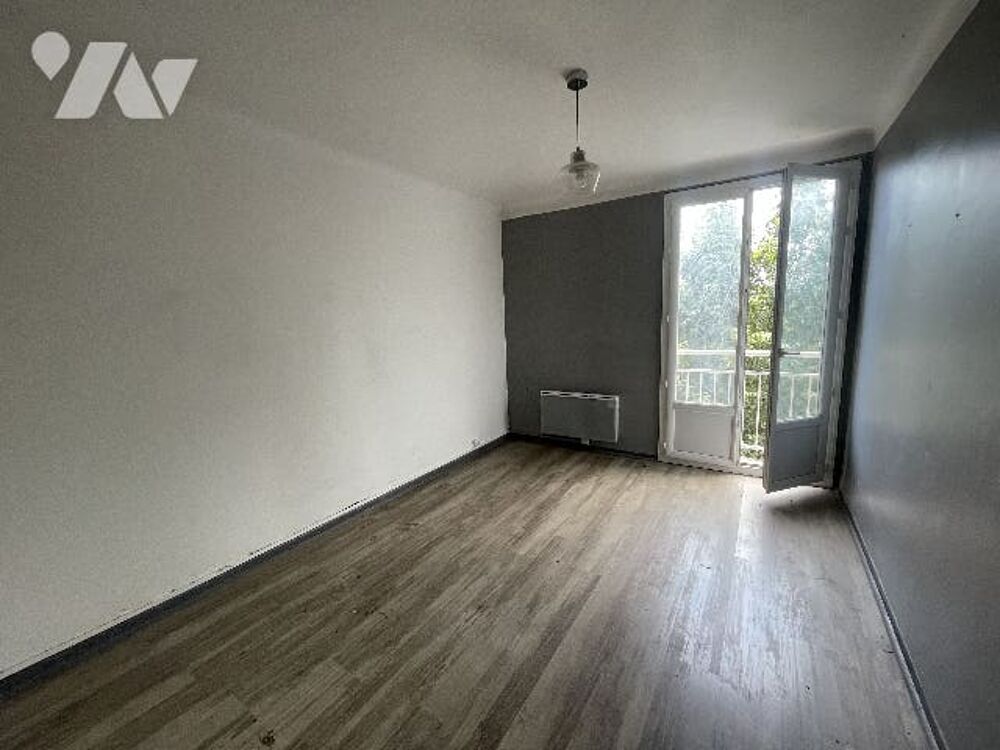 Vente Appartement APPARTEMENT 4 PIECES+BALCON ET CAVE Marseille 10