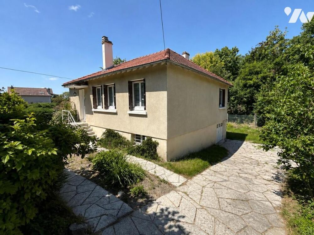 Mériel proche gare - Maison individuelle sous-sol total - 4 pièces possibilité 5 - Terrain 669m2