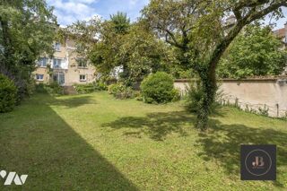  Maison � vendre 11 pi�ces 325 m�