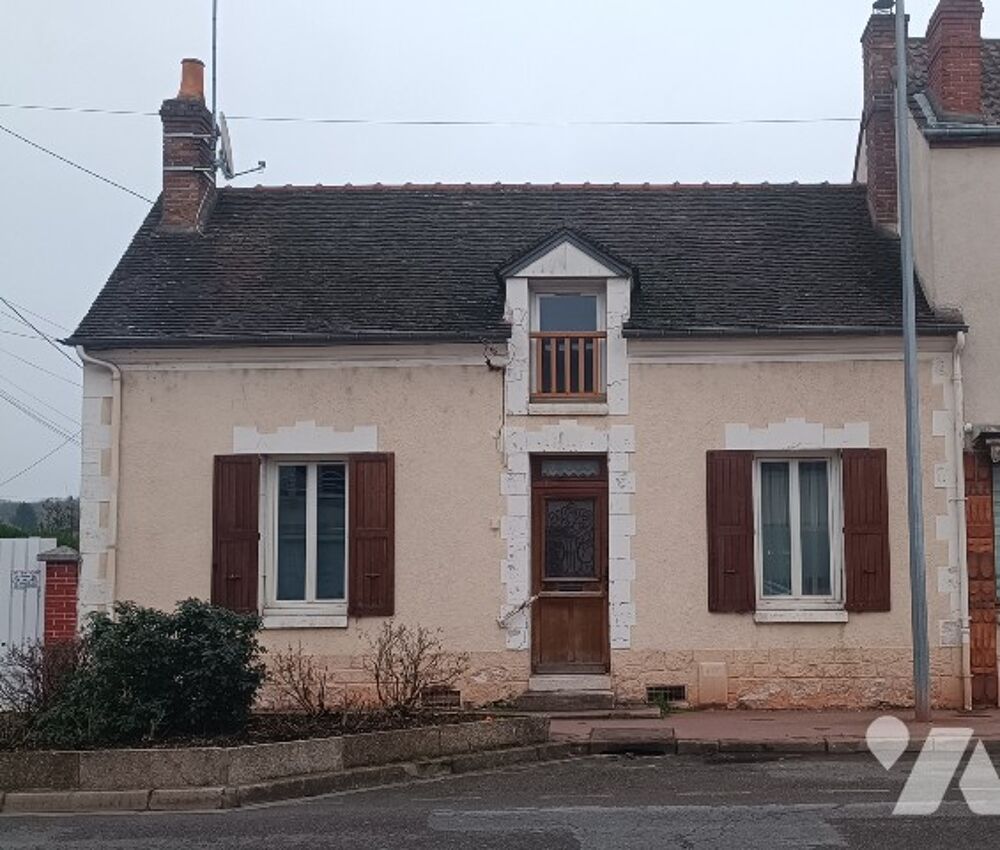 Montargis, 7 mn de la gare, maison de ville 4 PP, avec accès pour une personne à mobilité réduite.