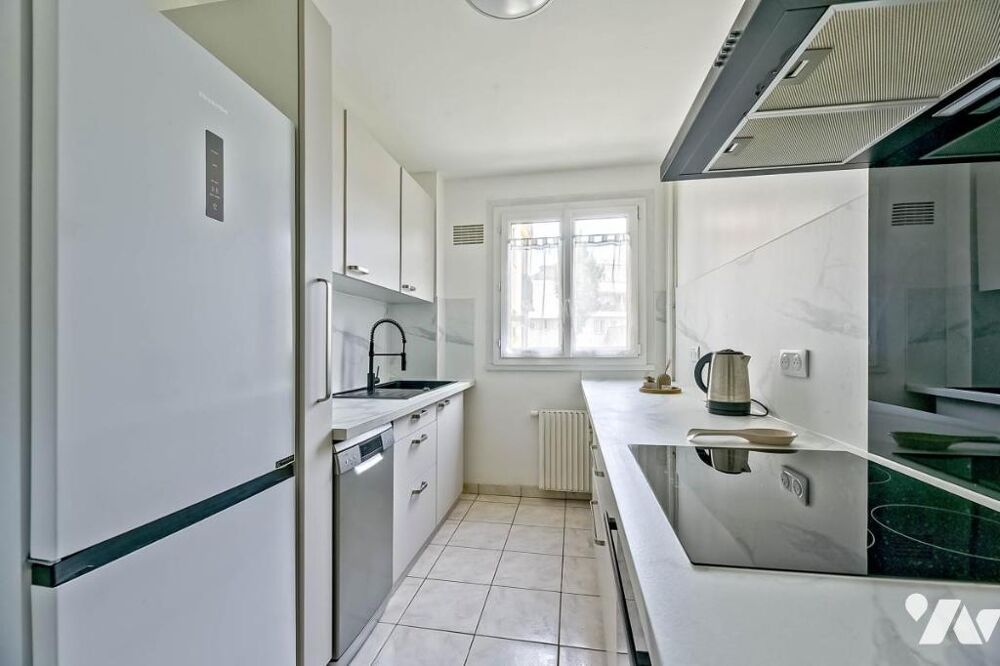 Vente Appartement PROCHE CENTRE-VILLE - APPARTEMENT - 3 PIECES - 66m2 - RENOVE Ézanville