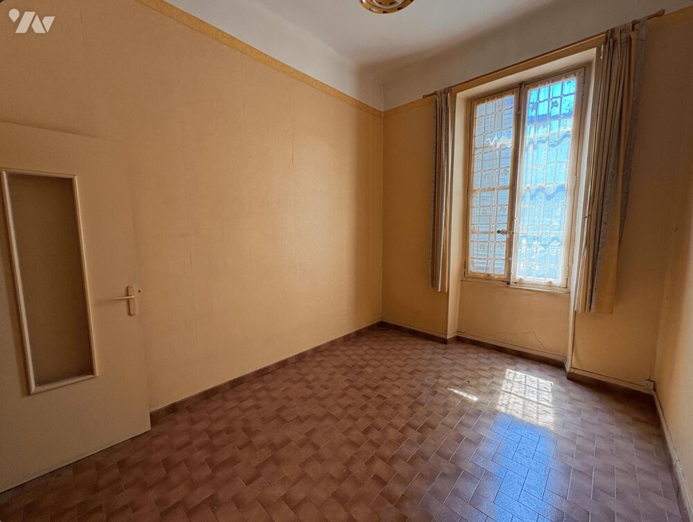 Vente Appartement APPARTEMENT 2 PIECES AU CALME A RENOVER Marseille 1