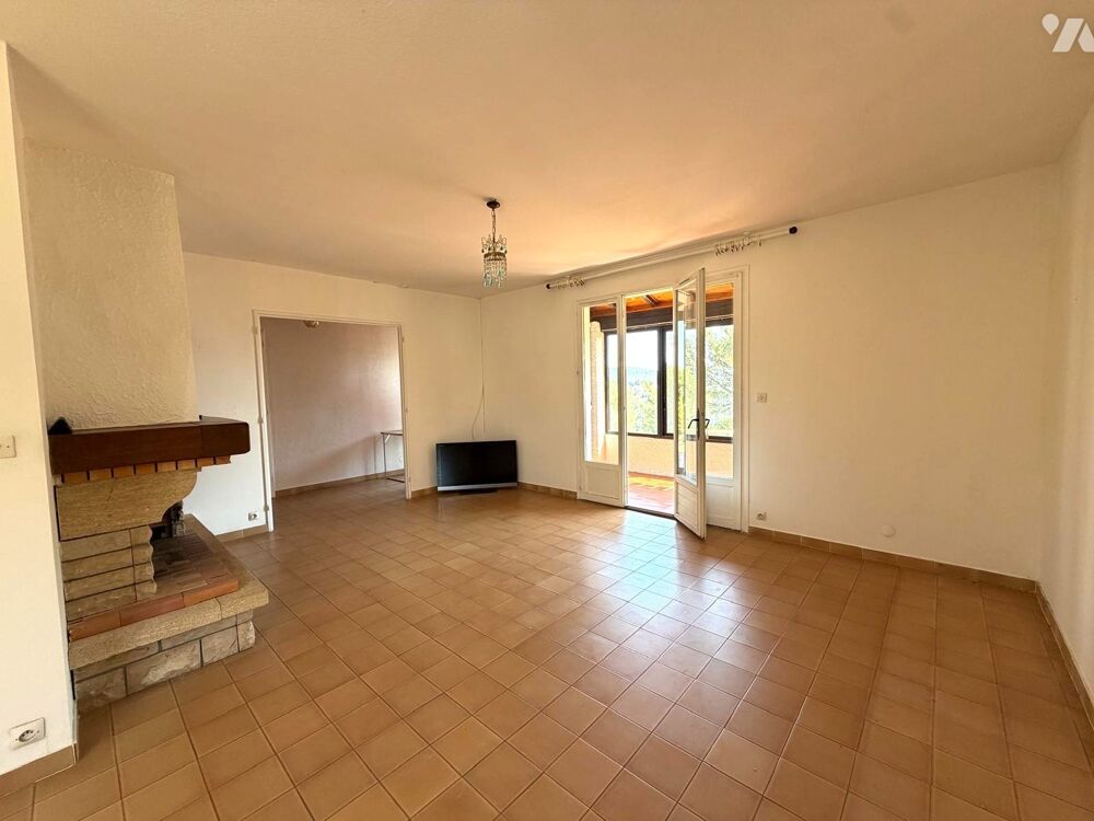 Vente Maison Maison de plain-pied d'environ 100 m² sur un terrain plat d'environ 600 m² Carnoux-en-provence