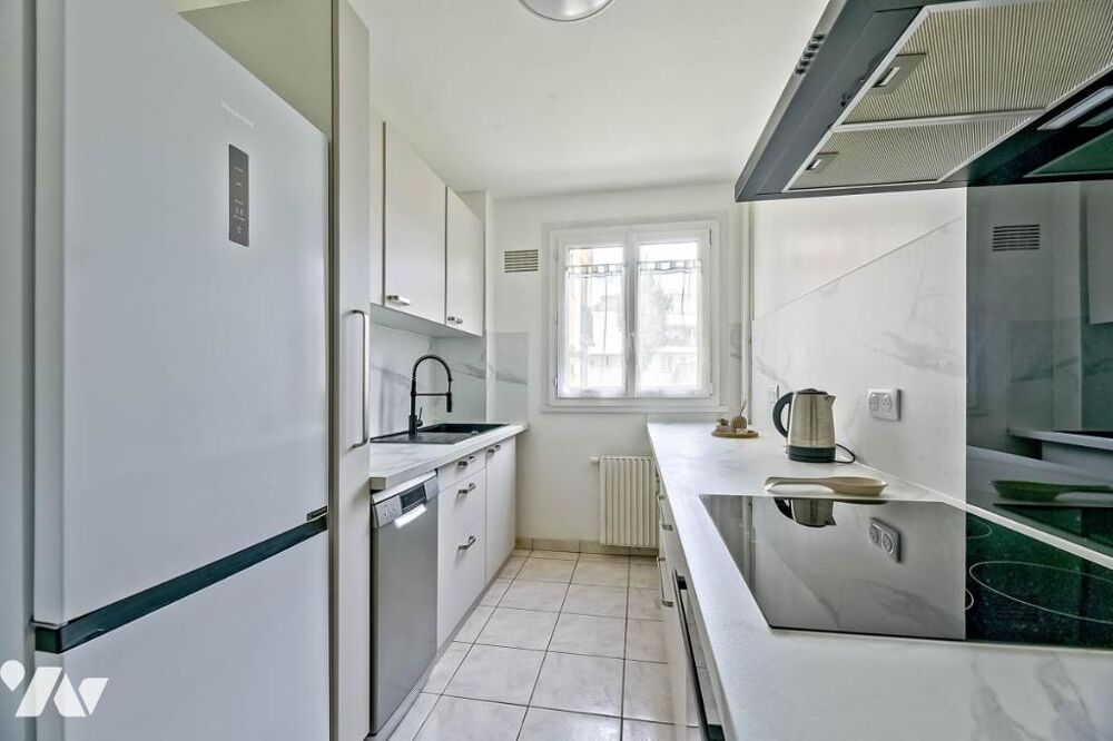 PROCHE CENTRE-VILLE - APPARTEMENT - 4 PIECES - 2 CHAMBRES - 66m2 - RENOVE
