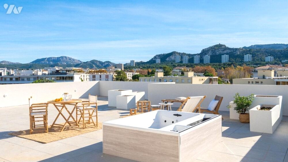Vente Appartement Vieille chapelle : T4 de 110 m² dont trois chambres + terrasse de 160 M² + double box-garage. Marseille 8