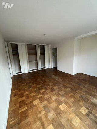  Appartement à vendre 1 pièce 70 m²