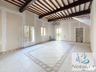  Maison à vendre 15 + pièces 377 m²