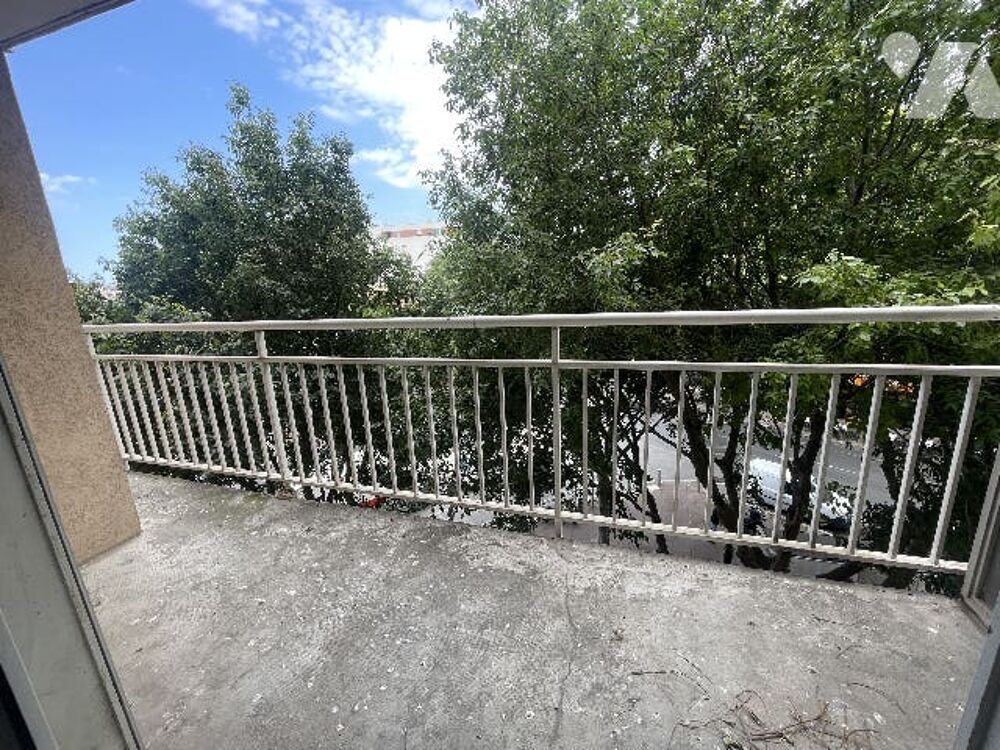 Vente Appartement APPARTEMENT 4 PIECES+BALCON ET CAVE Marseille 10