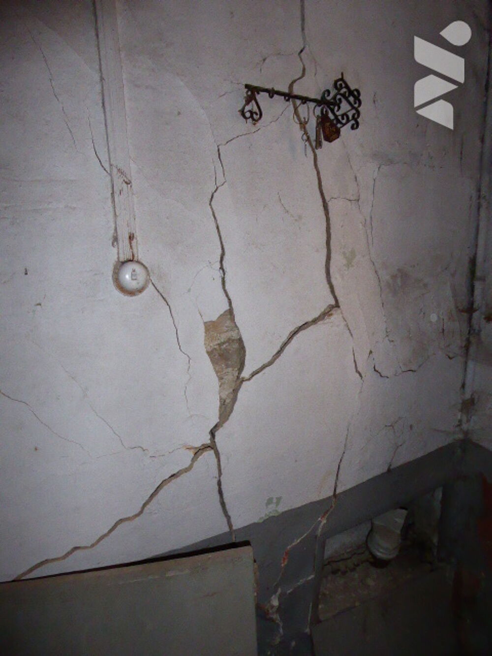 Vente Maison UNE MAISON DE VILLAGE A REFAIRE ENTIREMENT  39 RUE DE LA REPUBLIQUE  APT Apt