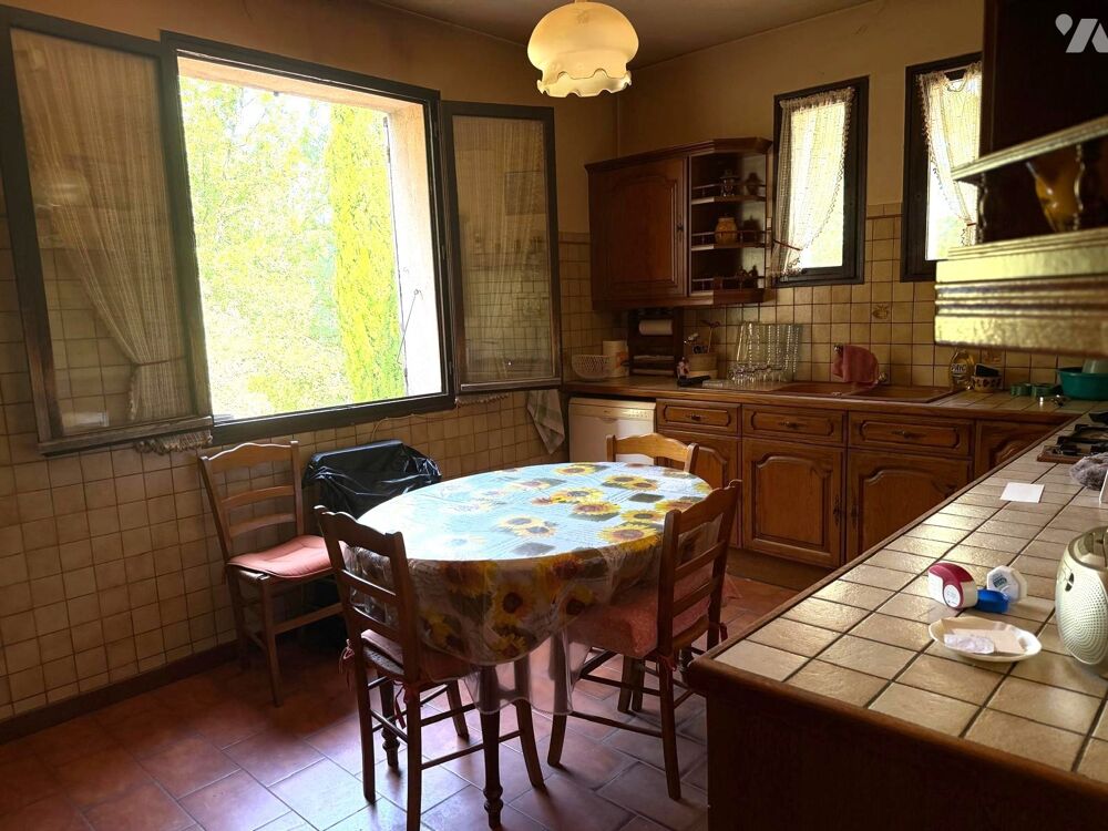 Vente Maison MAISON AVEC FORT POTENTIEL SUR TERRAIN 1 526M²– TRAVAUX STRUCTUREL TRES IMPORTANT Peypin