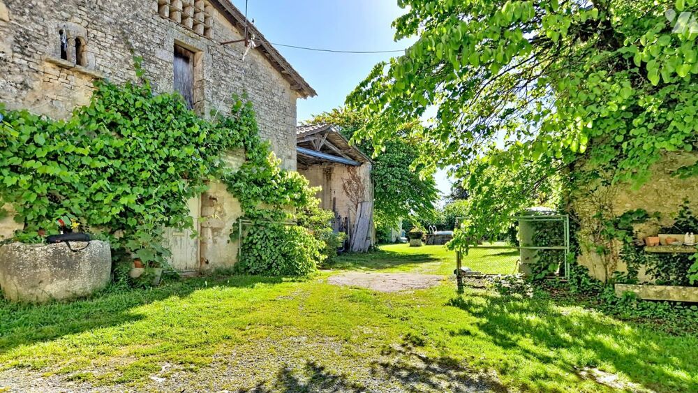 Vente Maison Maison à vendre Périgné Périgné