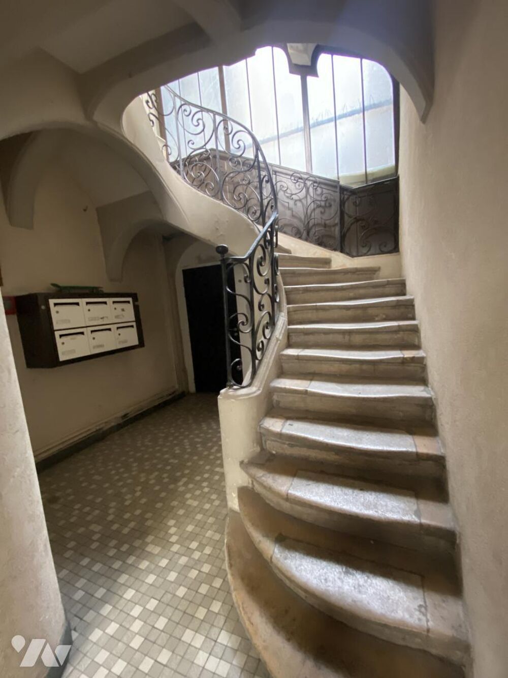 Vente Appartement Aparetement F2 dernier étage + combles + caves Nancy