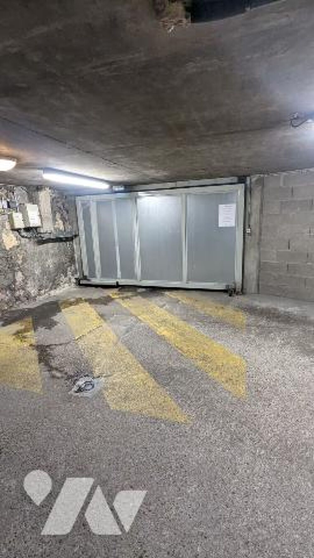 Vente Parking/Garage A Tours (37000), 24 rue de Clocheville, Garage clos de 13,5m² au sous-sol de l'ensemble immobilier Tours