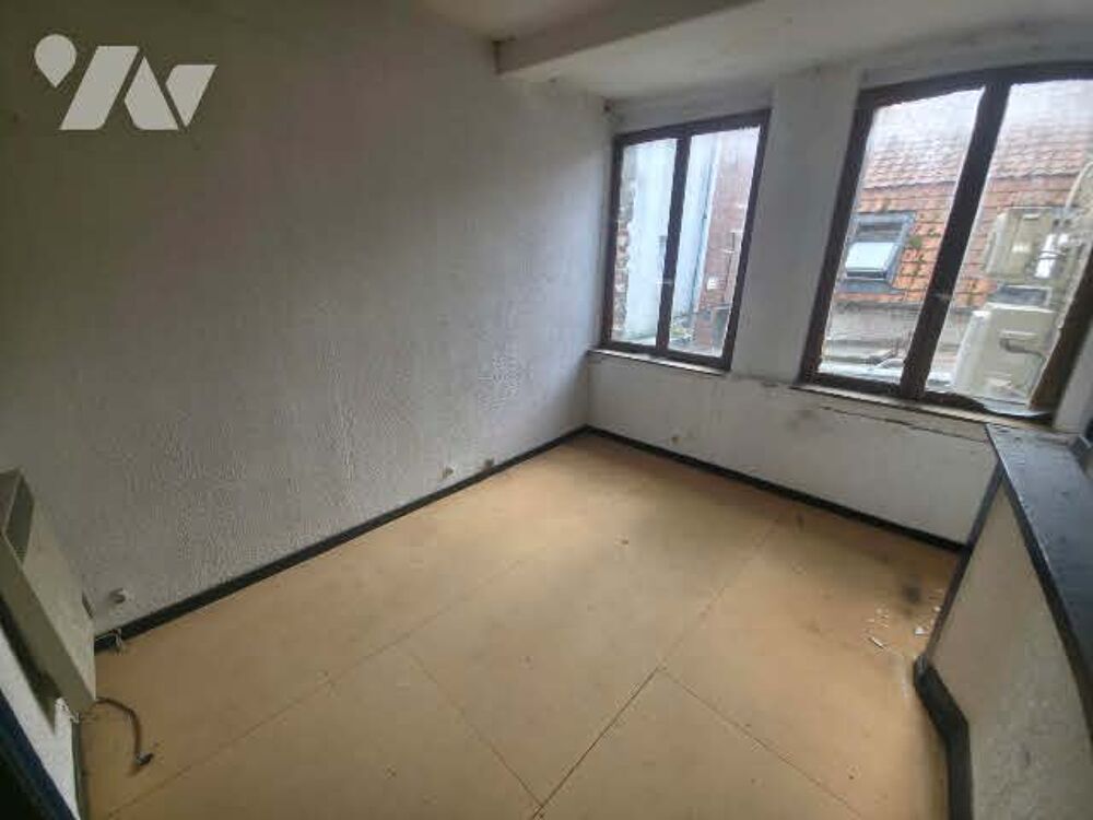 Vente Immeuble SAINT-OMER – CENTRE-VILLE – IMMEUBLE À RÉNOVER AVEC LOCAL PROFESSIONNEL LOUÉ Saint-omer