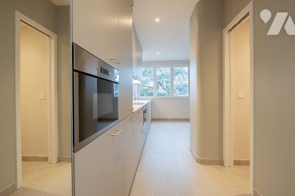 Vente Appartement Marnes-la-Coquette, dernier étage avec terrasse, appartement familial avec 4 chambres Marnes-la-coquette