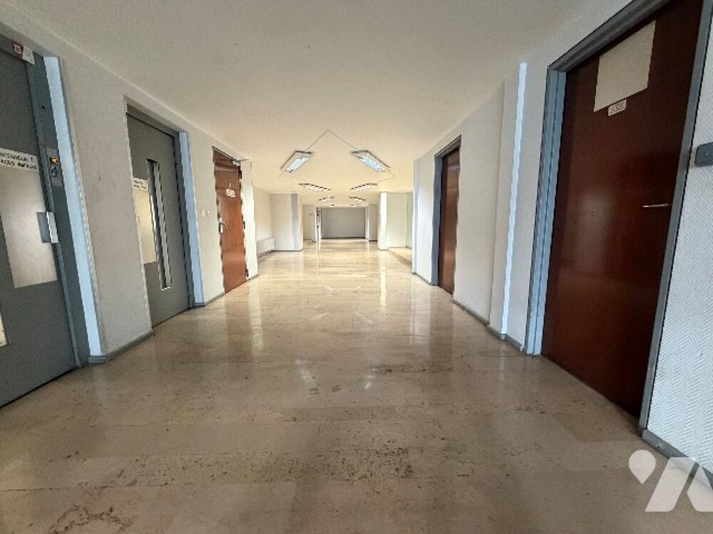 Vente Appartement Appartement à Lyon 6 de cinq pièces dont trois chambres. Lyon 6