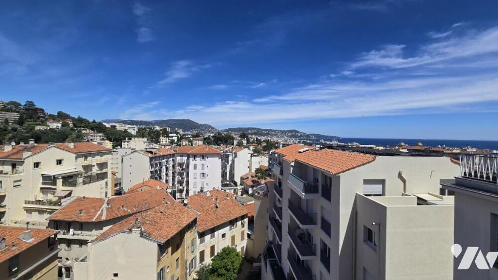 Vente Appartement 2P Magnan dernier étage vue mer. Nice