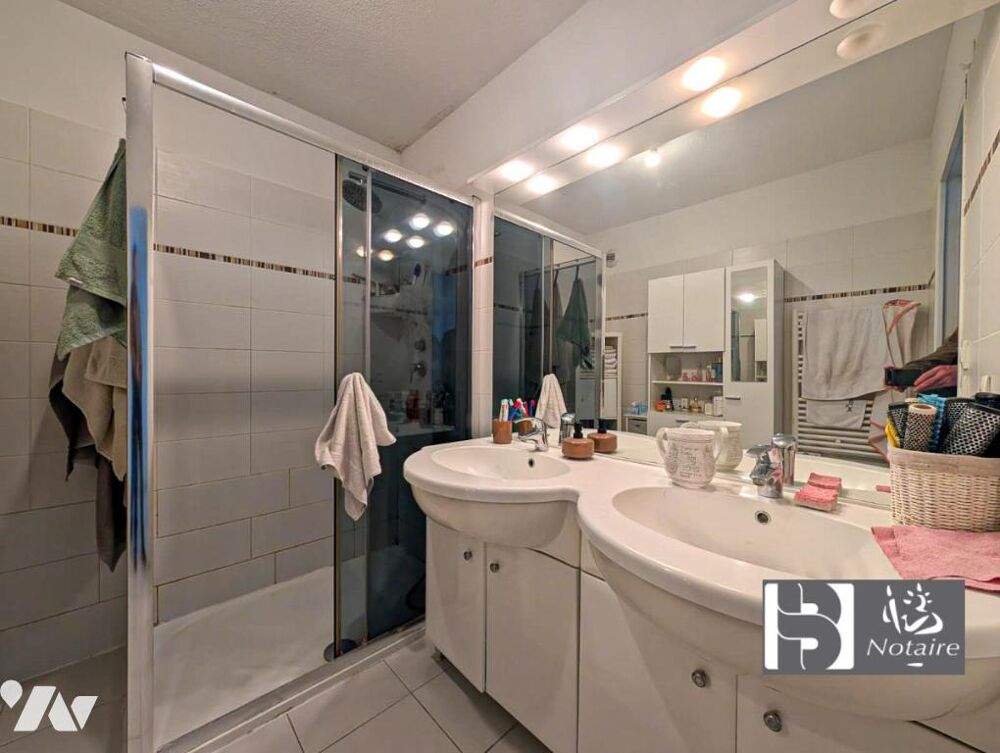 Vente Appartement Antibes, 3 pièces avec terrasse et double garage, 4e étage, secteur recherché, DPE B Antibes