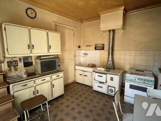 Vente Maison Maison + dépendances à rénover – Fort potentiel en centre-ville – Terrain entièrement constructible Briançon