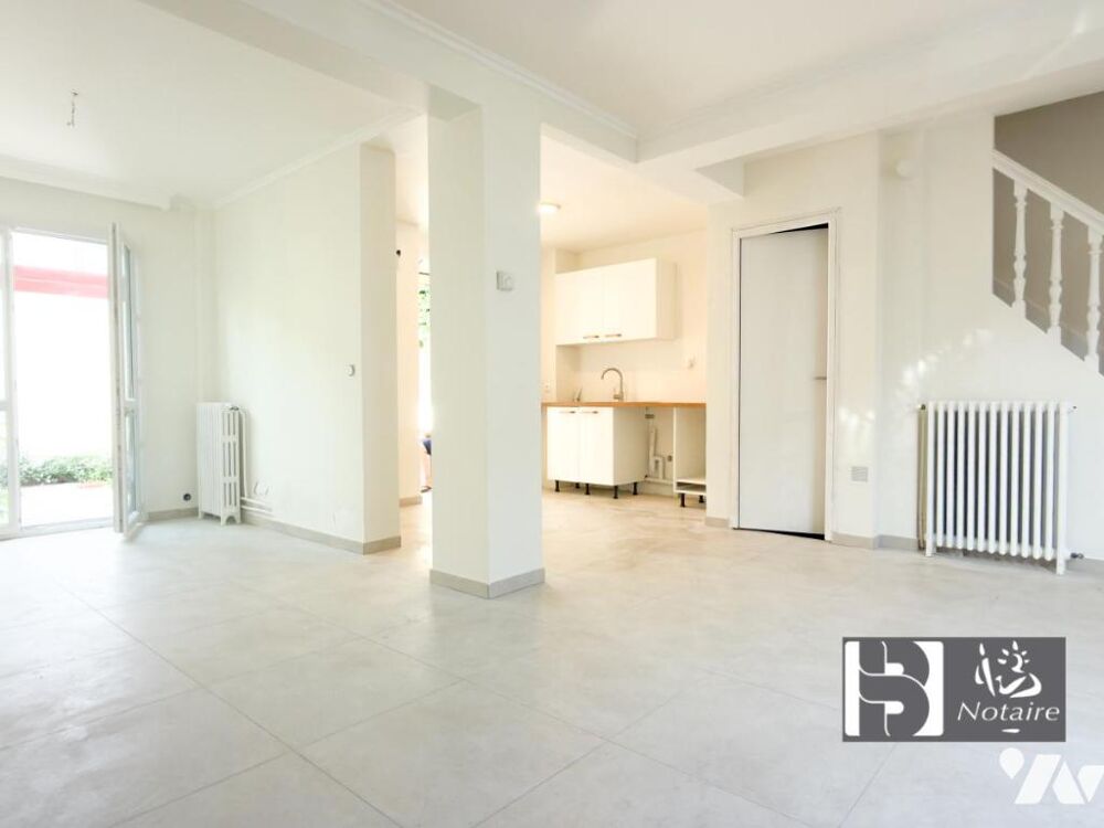 Vente Maison Maison de Ville avec cour privative - 3 chambres et sous-sol total Saint-denis