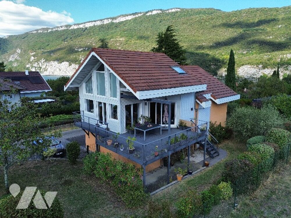 Vente Maison BRISON-SAINT-INNOCENT – MAISON D'ARCHITECTE AVEC VUE EXCEPTIONNELLE SUR LE LAC Brison-saint-innocent