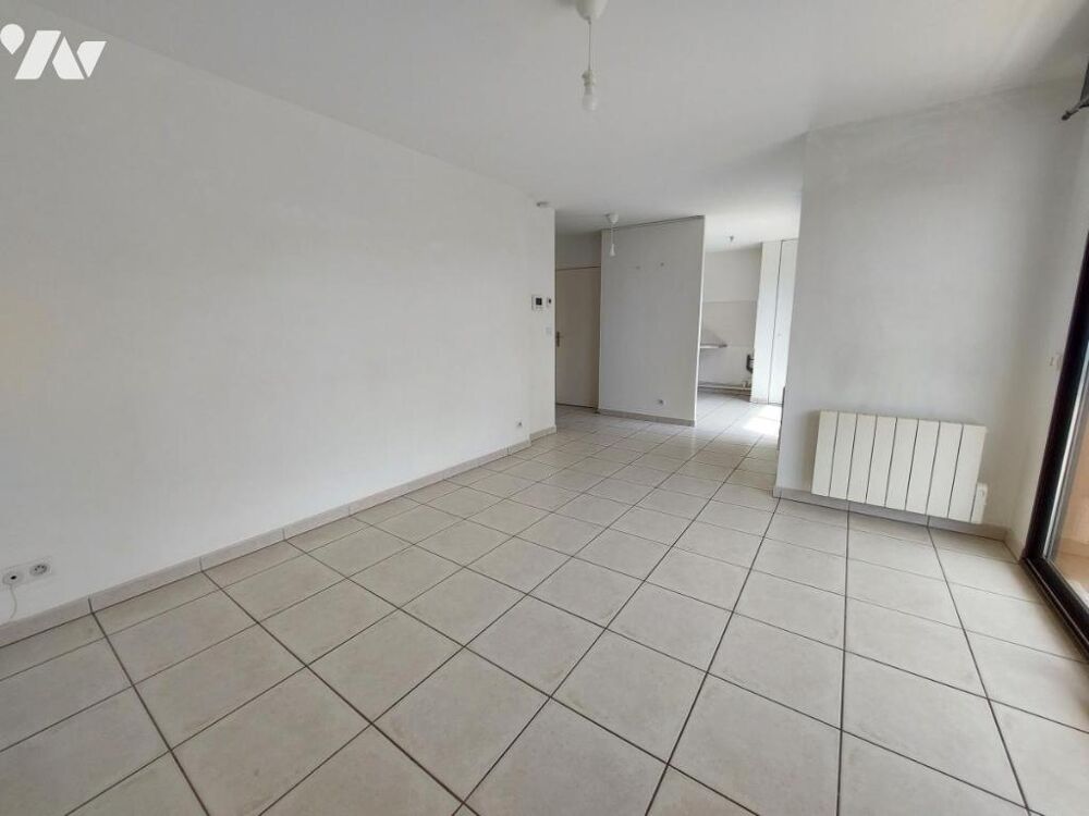 IMMEUBLE DE STANDING - Terrasse de 19,80m² - Place de parking sous sol