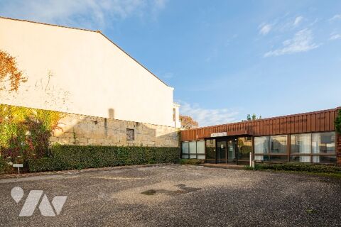 Immeuble &agrave; usage professionnel sur une parcelle de terrain de 1561 m&sup2; 675000 33110 Bouscat