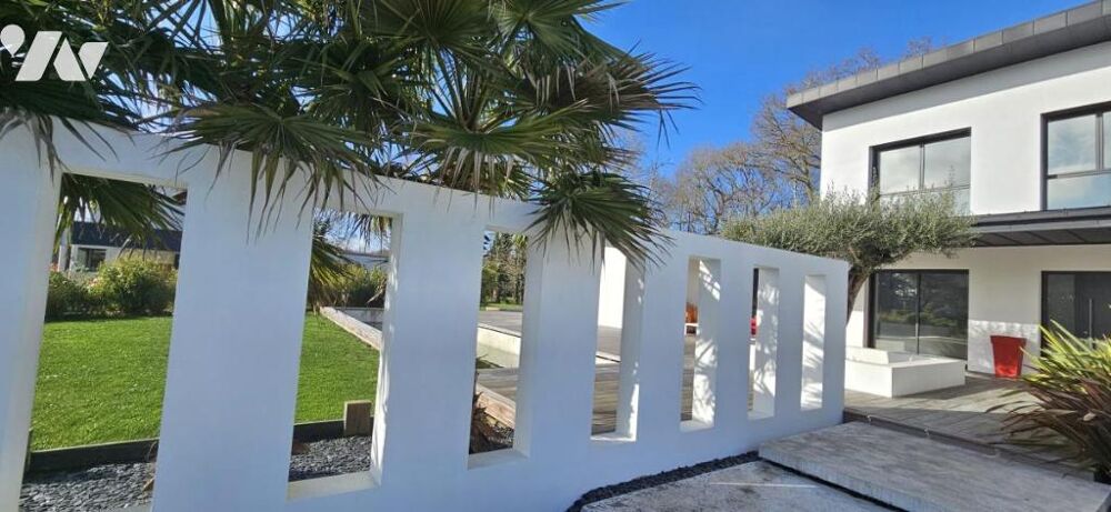 � vendre  Maison B�nodet (29950)