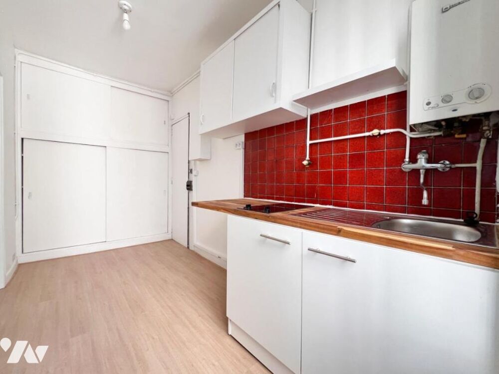 Vente Appartement Studio rénové de 18,99 m², lumineux, DPE C, cave, au cœur de Jules Joffrin, sans vis-à-vis. Paris 18