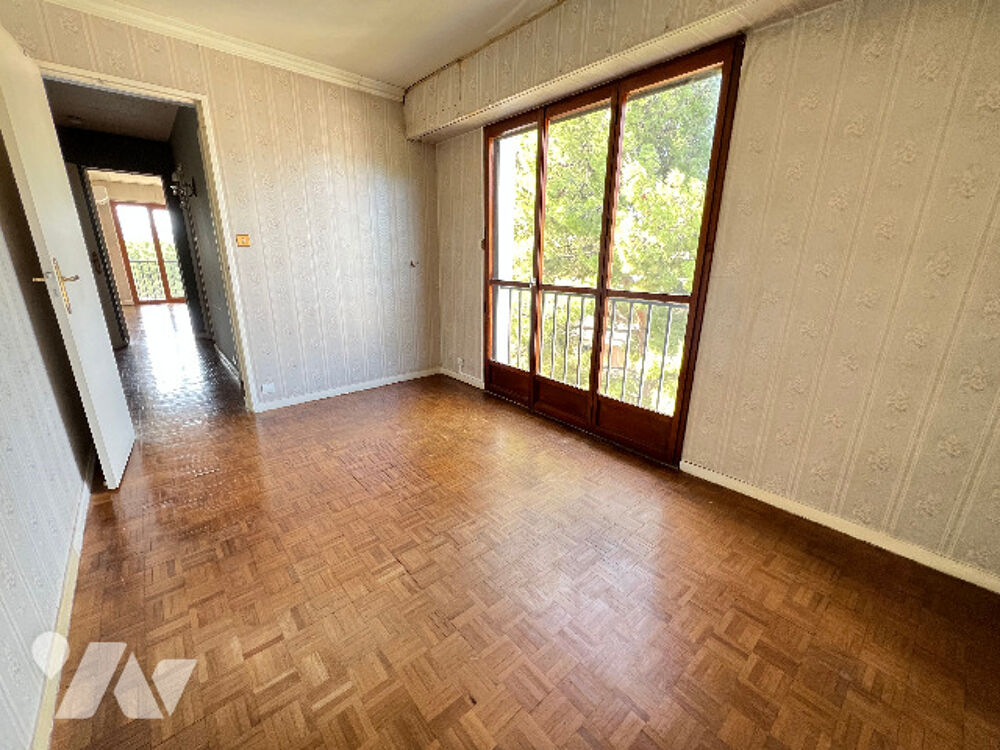 Vente Appartement VENTE EN IMMO-INTERACTIF - TYPE 3 + BOX GARAGE + CAVE - VAL D'AZUR (13) Première offre : 140.000 € Marseille 13