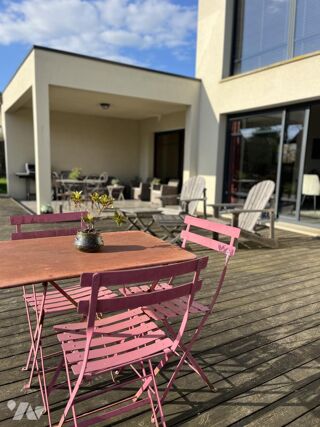  Maison � vendre 6 pi�ces 210 m�