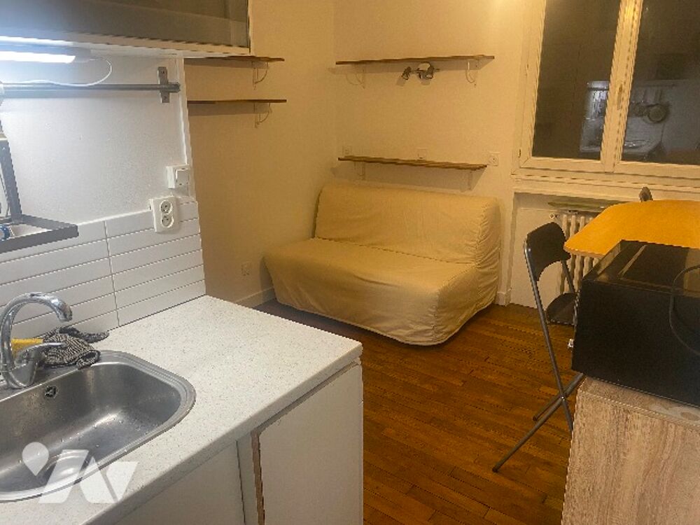 Vente Appartement Studio à vendre, libre de toute occupation, 17 rue alphonse Penaud PARIS 20è. Paris 20