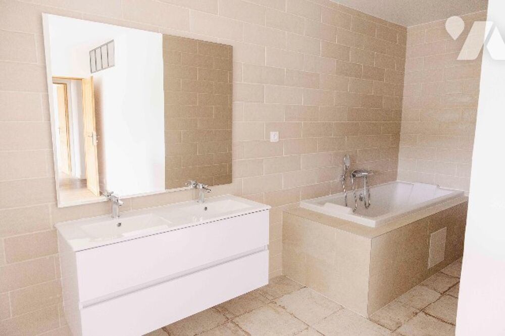 Vente Appartement Au 2ème étage d'une résidence de standing en lisière de forêt, appartement entièrement rénové. Ville-d'avray