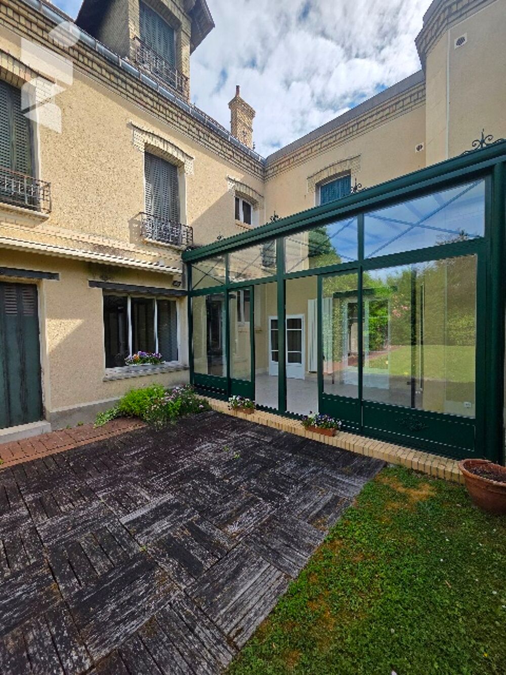 Verneuil sur Havre D'Iton - Maison Bourgeoise centre ville (11 pièces) sur parcelle de 1075 M2