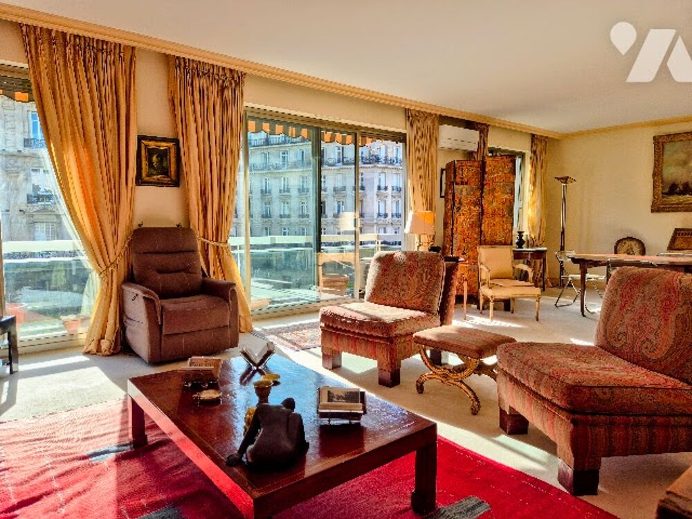 Vente Appartement PARIS XVIIe – WAGRAM – BEL APPARTEMENT FAMILIAL TRAVERSANT DE 152 m² – BALCON – 3/4 CHAMBRES Paris 17
