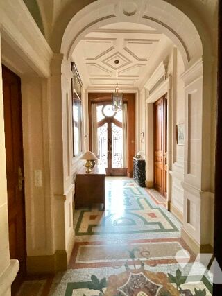  Appartement � vendre 5 pi�ces 205 m�