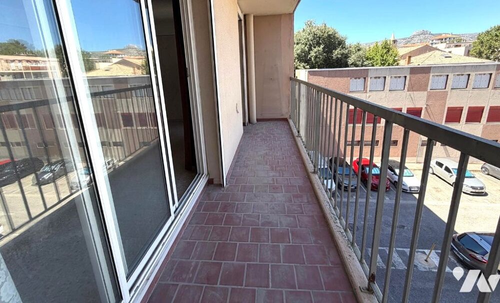 Vente Appartement Appartement T3 d'environ 71 m² avec deux balcons – Résidence sécurisée avec ascenseur Aubagne