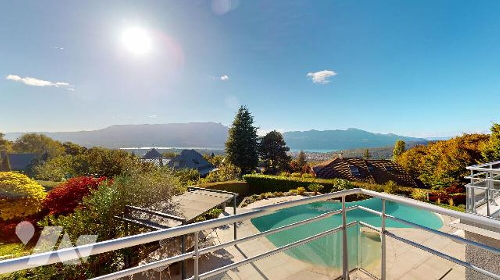 Villa dexception à Pugny-Chatenod : vue lac, piscine, terrasses et prestations haut de gamme.