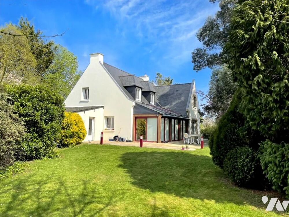 Maison 200 M² 5 pièces avec un terrain d'environ 3459 m²