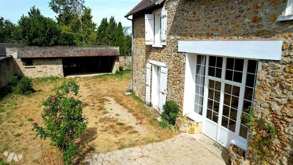 MAGNY LES HAMEAUX - Maison de 215 M² et 2ème logement de 45 M²sur parcelle de 586 M²