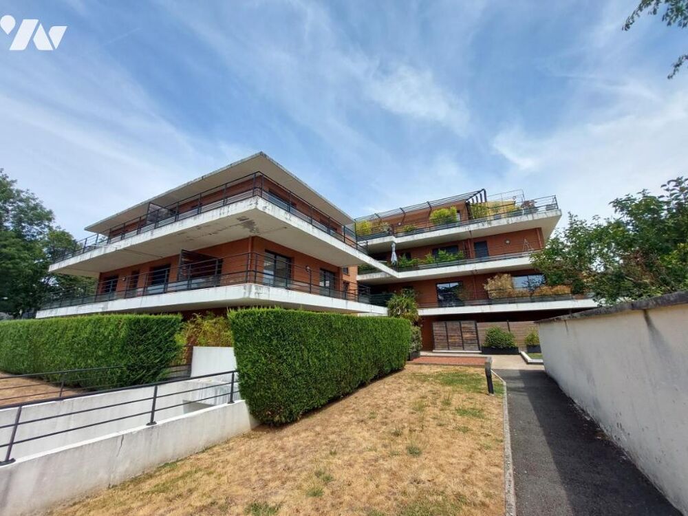 IMMEUBLE DE STANDING - Terrasse de 19,80m² - Place de parking sous sol