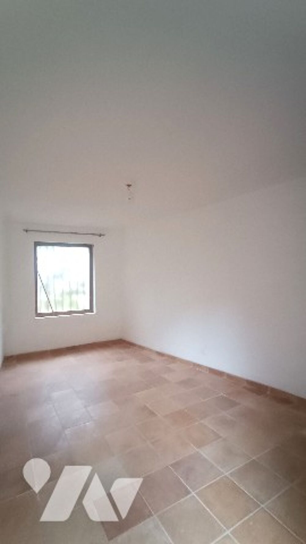Vente Maison À 15 mn de la gare de Montereau, maison en pierre de 4 pièces, 94 m² habitable sur 373 m² de jardin. Montmachoux