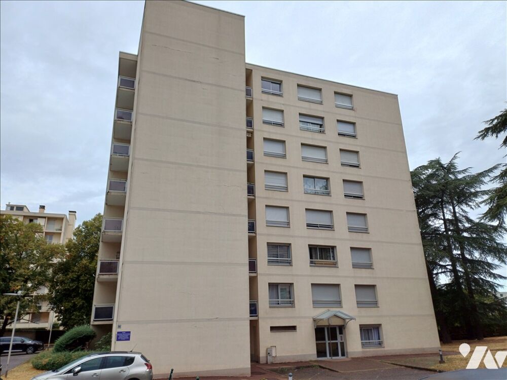 30 rue Claude Jusseaud à ST FOY LES LYON --