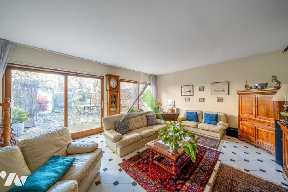 Vente Maison Clamart - Maison de ville avec jardin et 3 chambres (120 m2 environ) Clamart