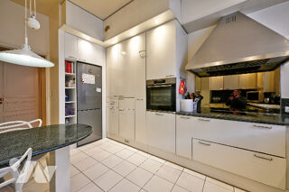  Appartement à vendre 6 pièces 162 m²