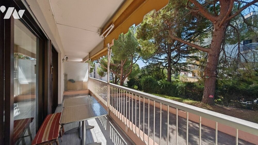 Vente Appartement Au cœur d'une résidence sécurisée avec piscine à Antibes, au calme, appartement de 3P de 68,75 m² Antibes