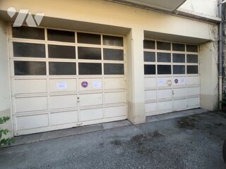  Parking / Garage  vendre 