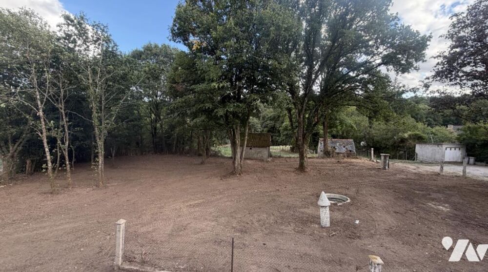Vente Maison A découvrir sur la commune de PORCARO, une maison d'habitation édifiée en 1968 avec jardin. Porcaro