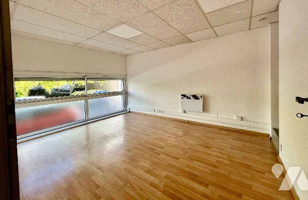 Vente Appartement APPARTEMENT EN VENTE AUX ENCHERES - SECTEUR EUROPOLE 12 rue Aimé Berey - 38000 GRENOBLE T4 Grenoble