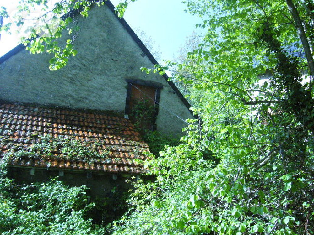 Vente Maison CORPS DE FERME EN MONTAGNE BOURBONNAISE SUR 1700 M² Chapelle
